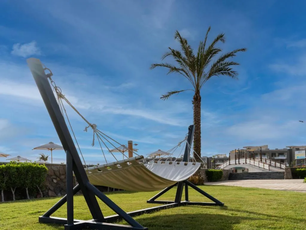Matarma Beach Residence — Hammock Palm