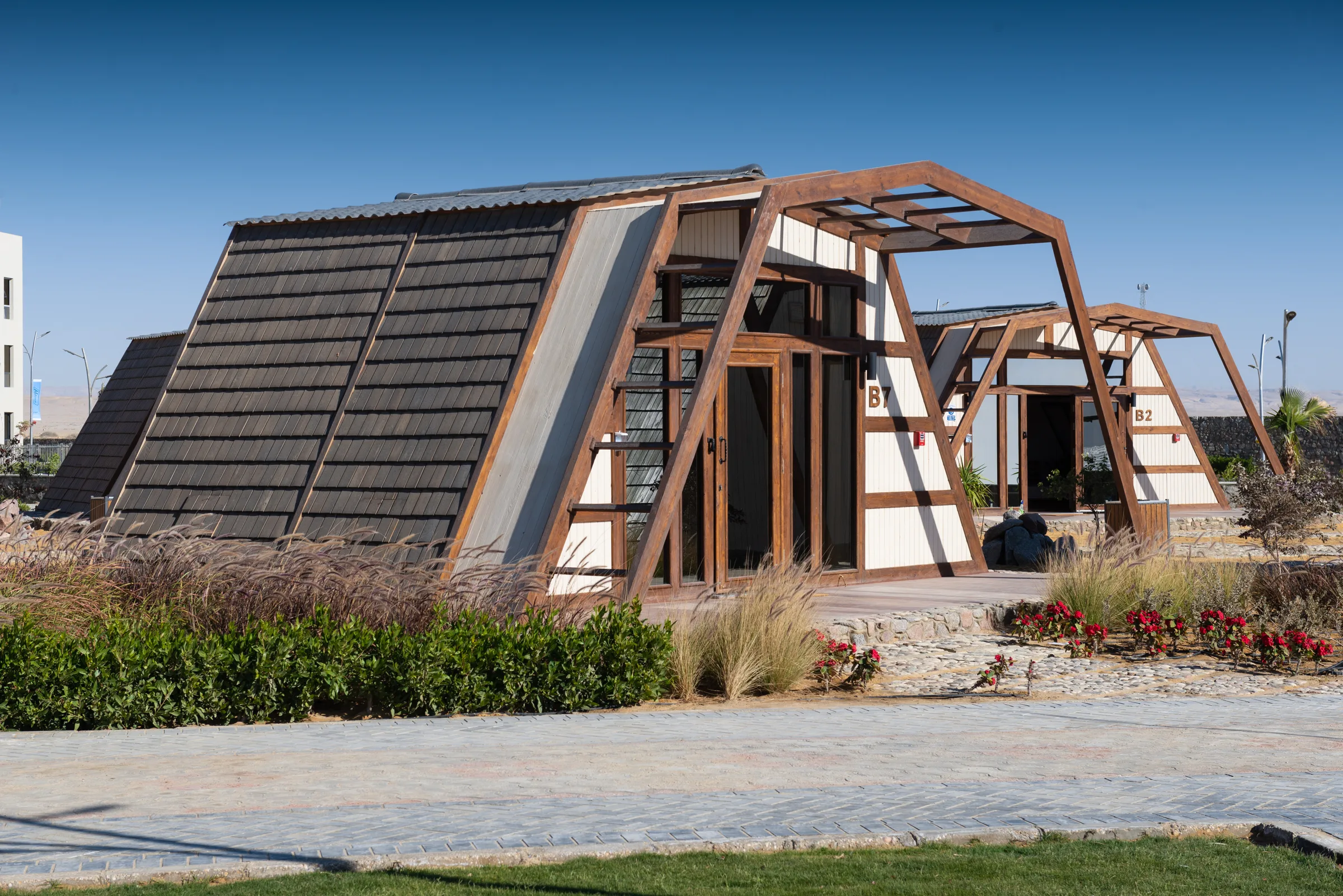 Matarma Beach Residence — Pro Aframe Shadow
