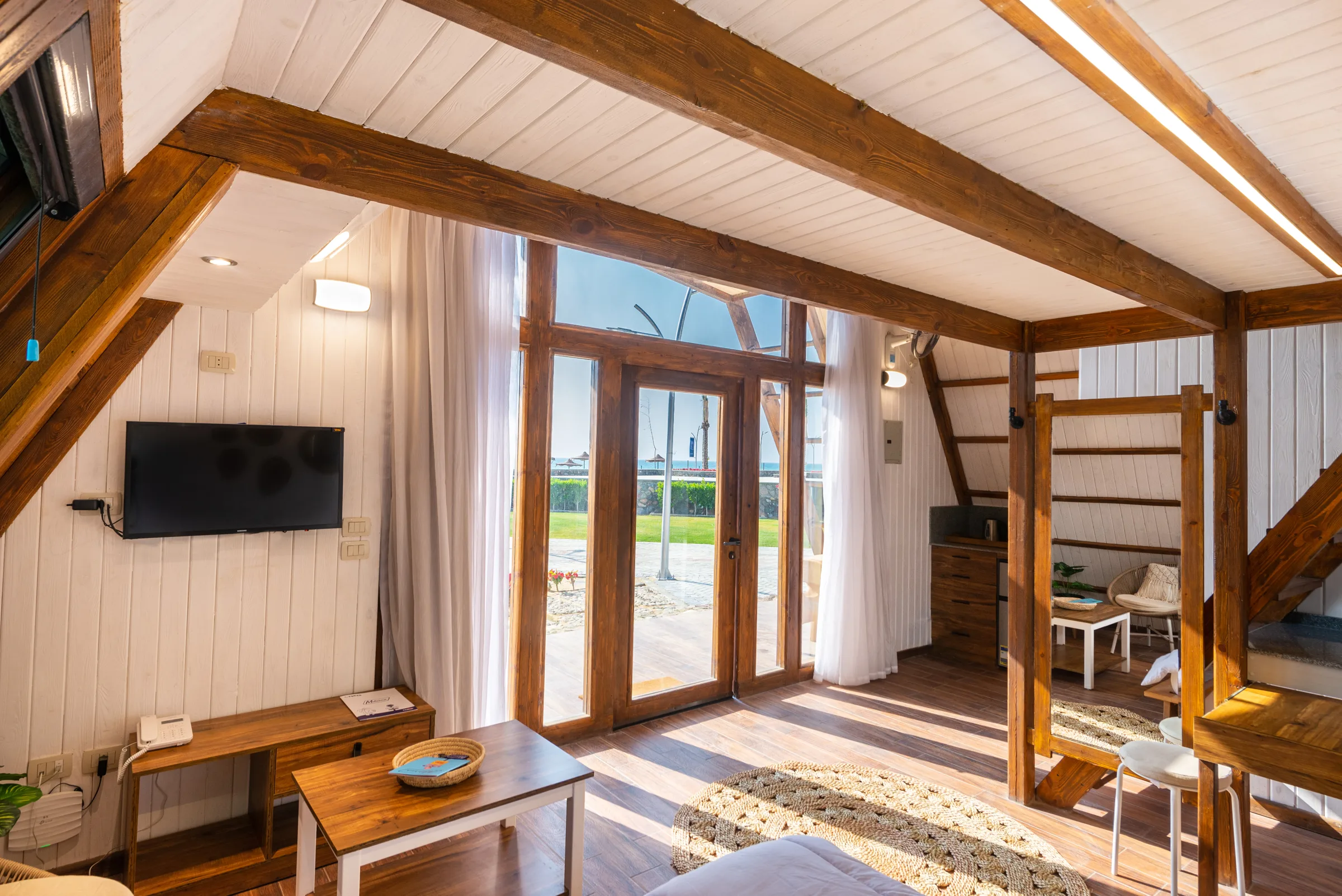 Matarma Beach Residence — Pro Aframe Window Seat